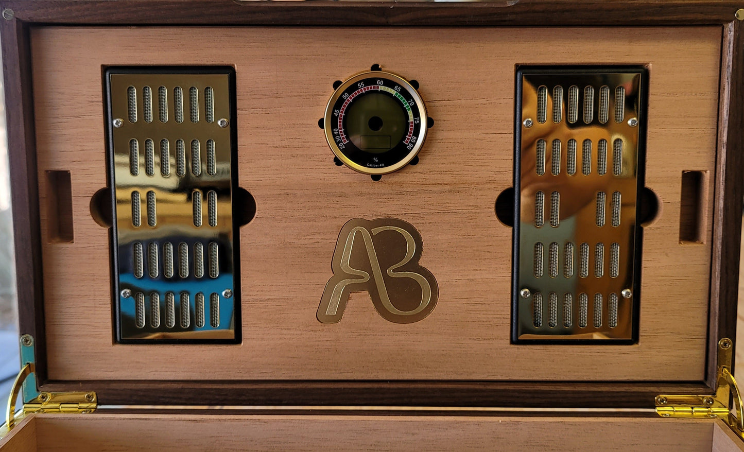 Cigar Humidor - Black Walnut with Spanish Cedar Lining - 80 Capacity